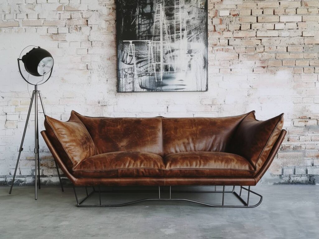 Jakie są kluczowe cechy sofy w stylu industrialnym